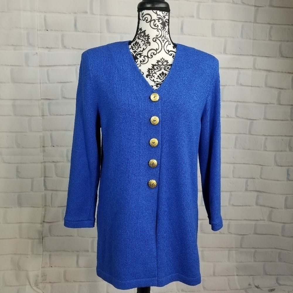 J.S.S. women's long sleeve stretch knit size medium button front sweater b5